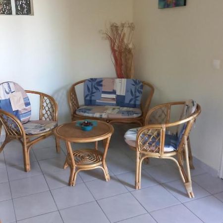 Charmant Petit T2 Dans Maison Vieux-Bourg Dış mekan fotoğraf