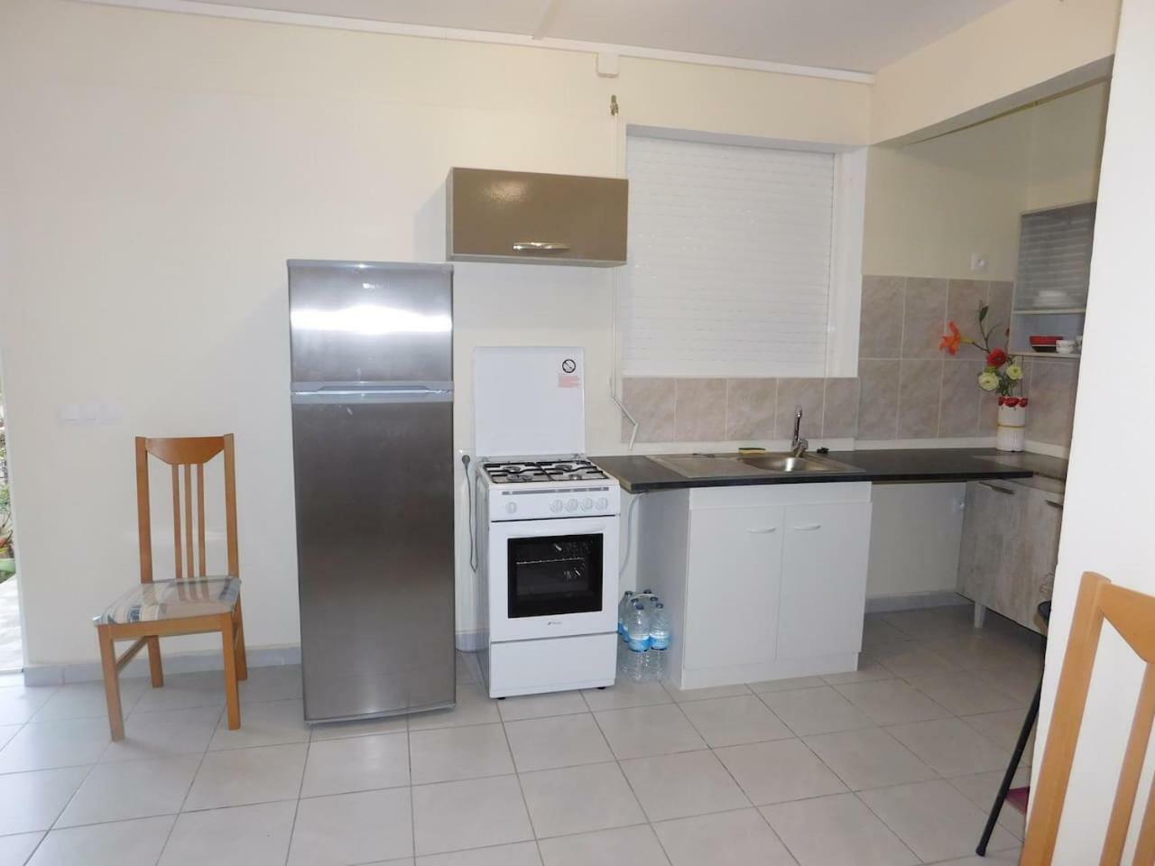 Charmant Petit T2 Dans Maison Vieux-Bourg Dış mekan fotoğraf